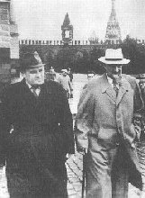 С. Королев и И. Курчатов на Красной площади, 1949 г.